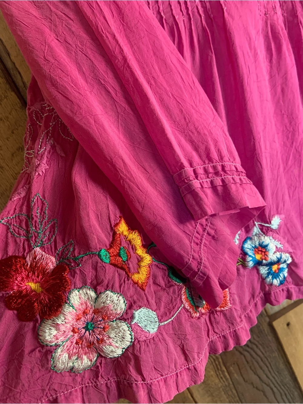Johnny Was Bright Fuchsia Embroidered Peasant Tunic - Picture 11 of 14